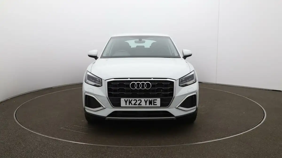 2022-audi-q2-10-30-tfsi-sport-big-2