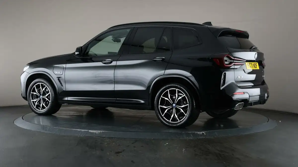 2021-bmw-x3-20-xdrive-30e-m-sport-big-68