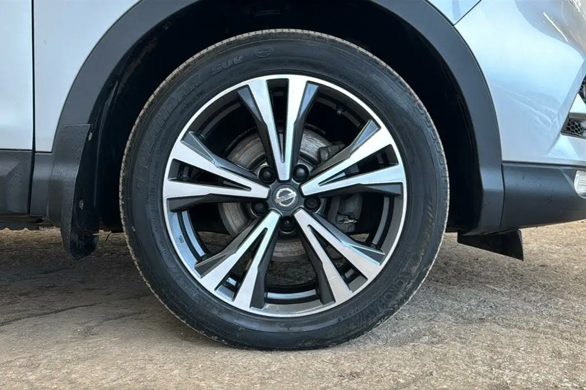 2017-nissan-qashqai-15dci-n-connecta-big-31