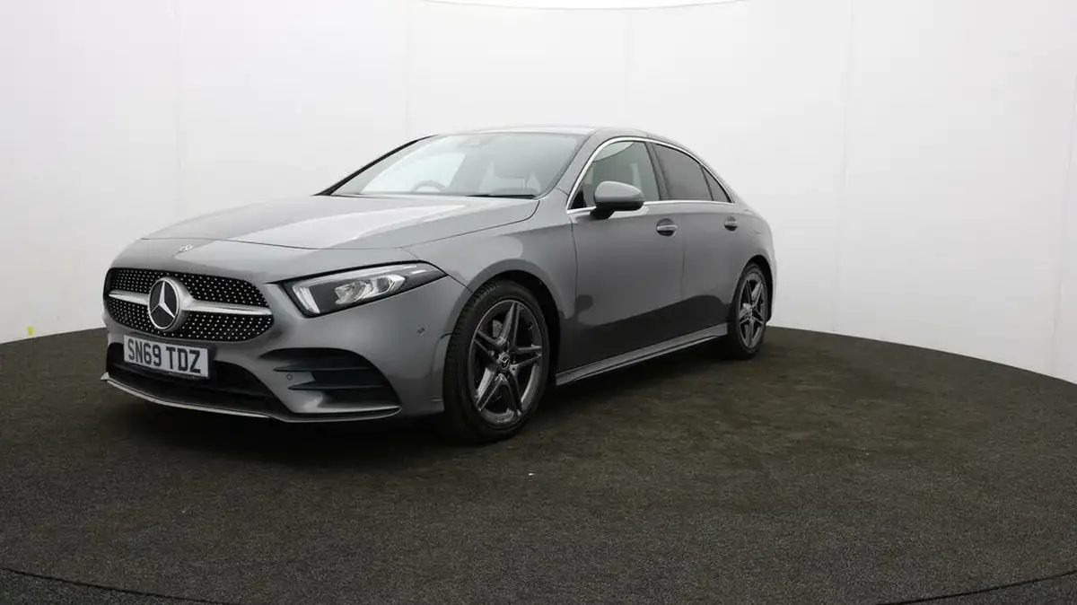 2019-mercedes-benz-a-class-20-a220-amg-line-saloon-4d-4matic-big-53