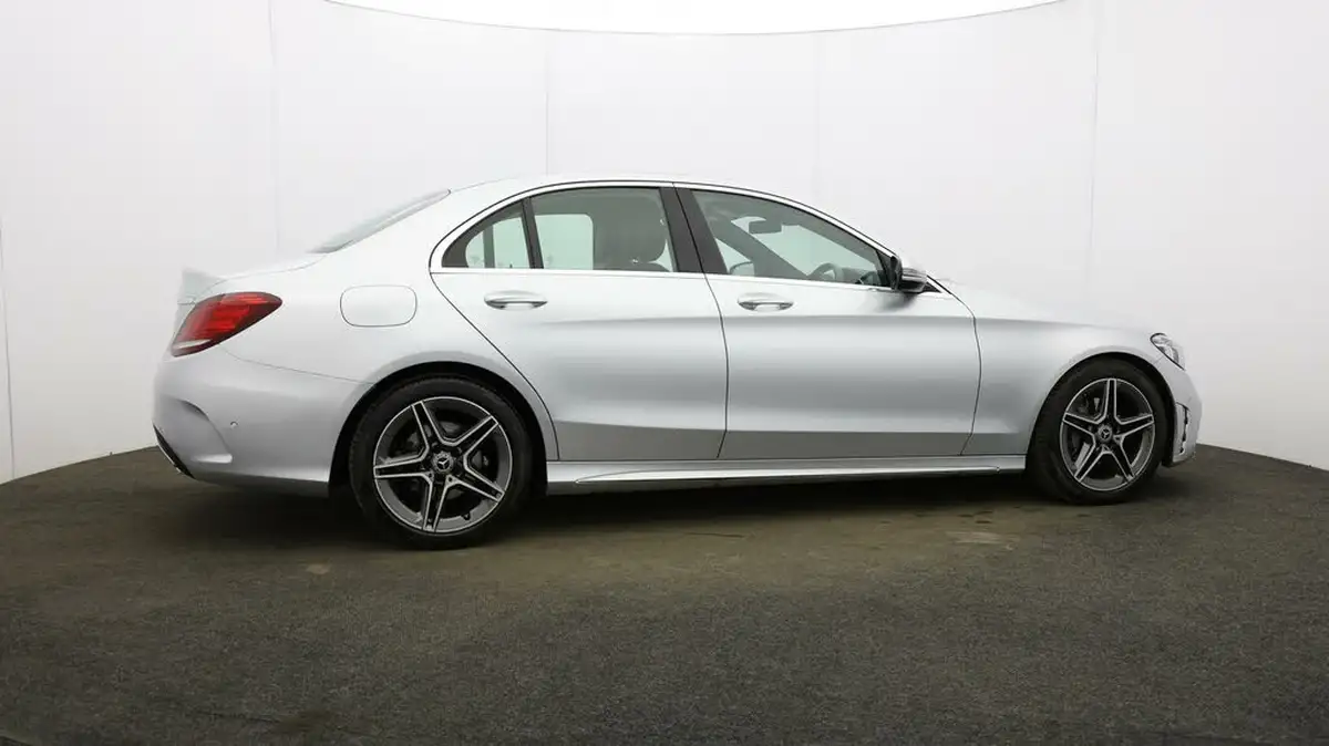 2018-mercedes-benz-c-class-20d-c220d-amg-line-premiumss-saloon-4d-big-44
