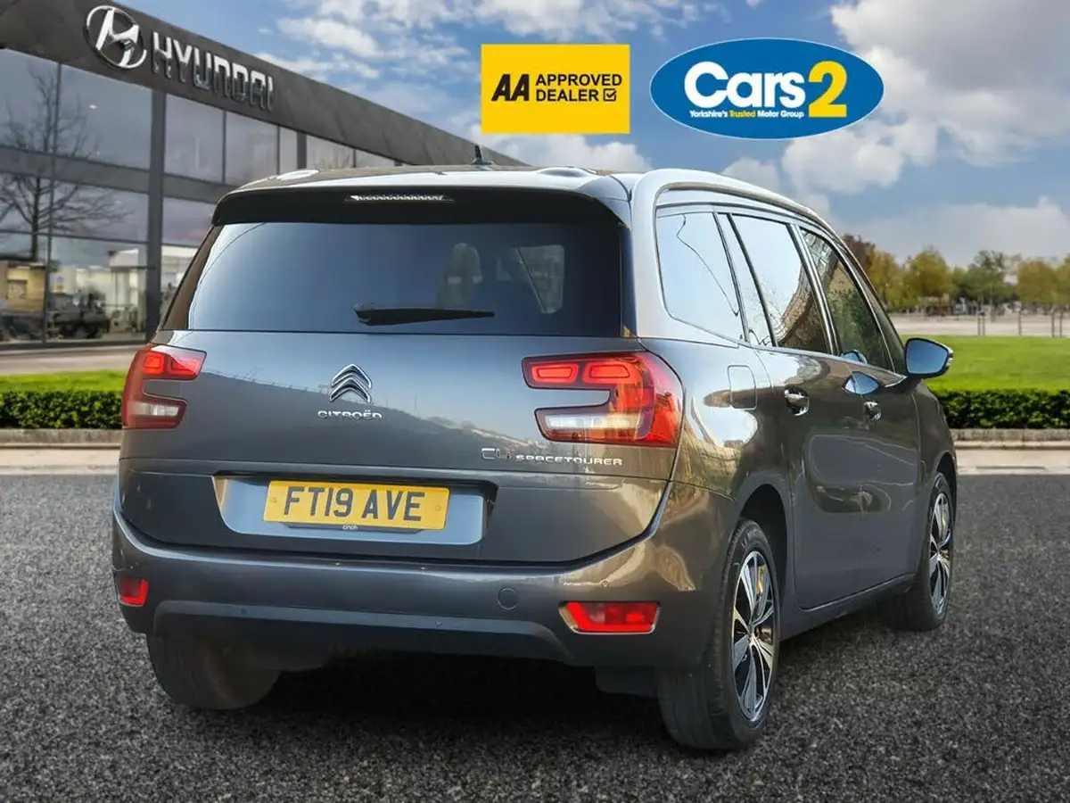 2019-citroen-grand-c4-spacetourer-15bluehdi-feel-big-3