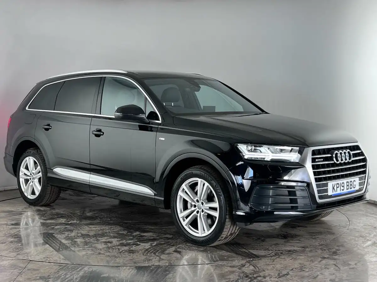 2019-audi-q7-30tdi-quattro-s-line-218ps-big-0