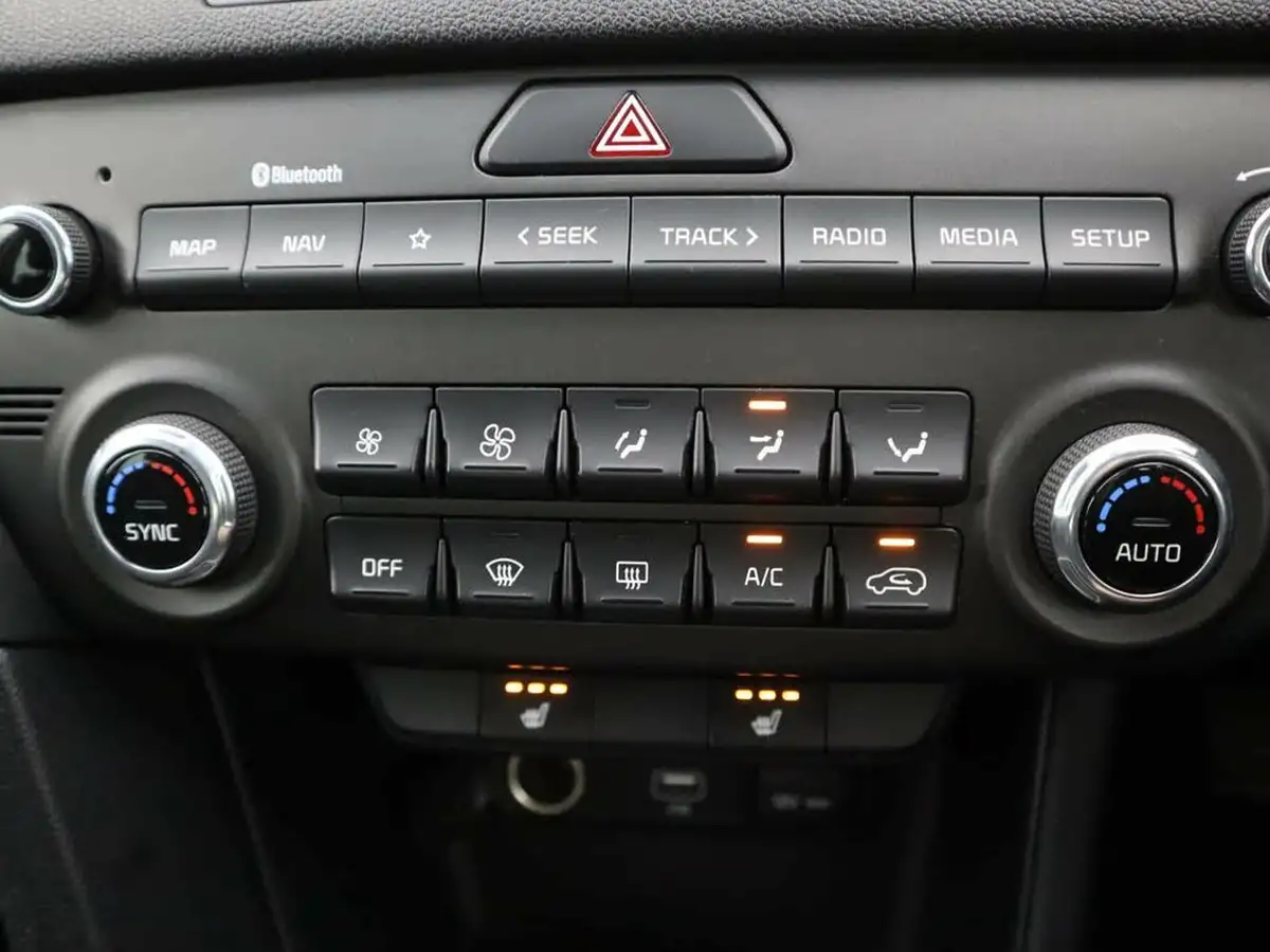 2021-kia-sportage-16-gdi-2-big-20