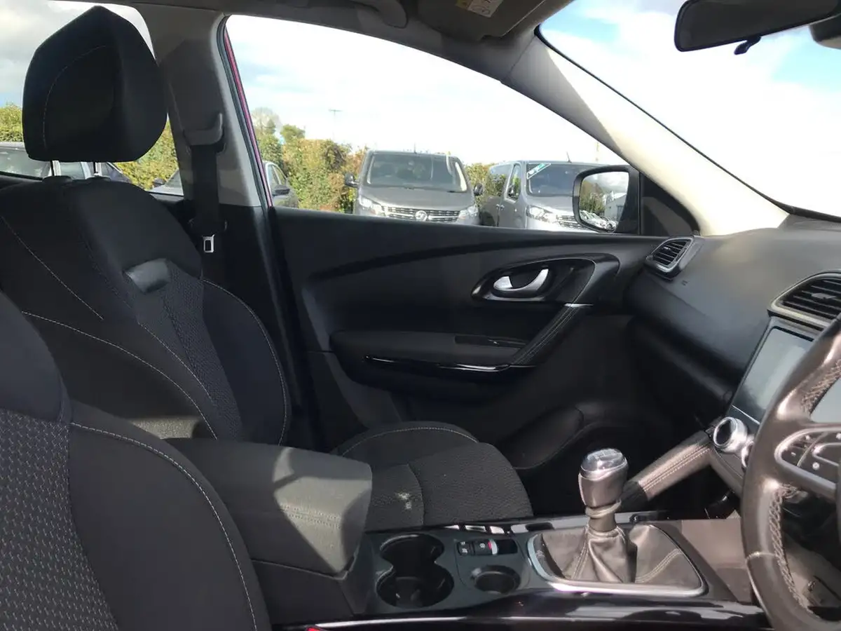 2021-renault-kadjar-13-tce-iconic-140bhp-1333cc-big-3
