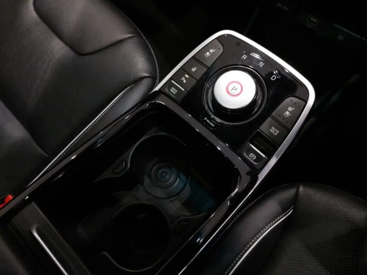 2021-kia-e-niro-ev-4-big-12