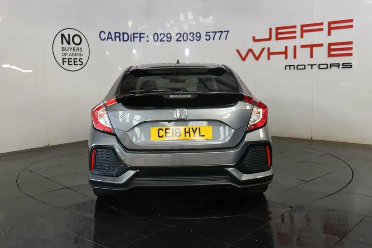 2018-honda-civic-16-i-dtec-sr-hatchback-5d-big-3