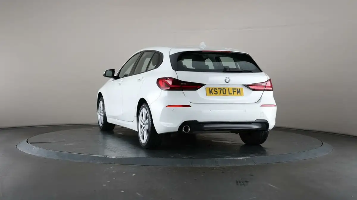 2020-bmw-1-series-15td-116d-sport-big-48
