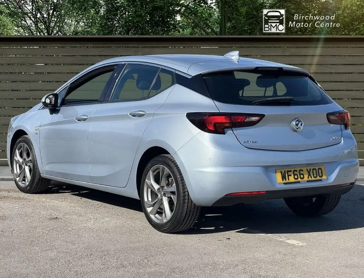 2016-vauxhall-astra-14i-16v-turbo-sri-nav-150ps-ss-hatchback-auto-big-4