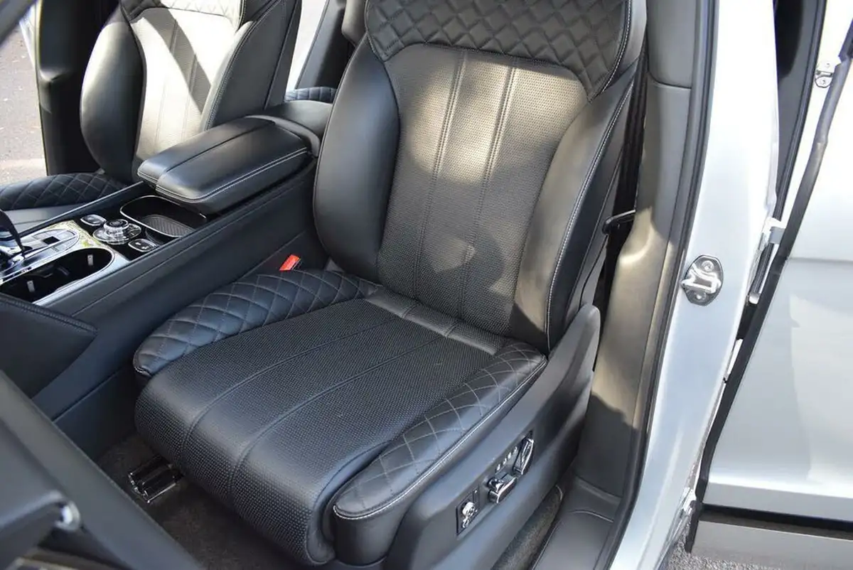 2016-bentley-bentayga-60-w12-big-31