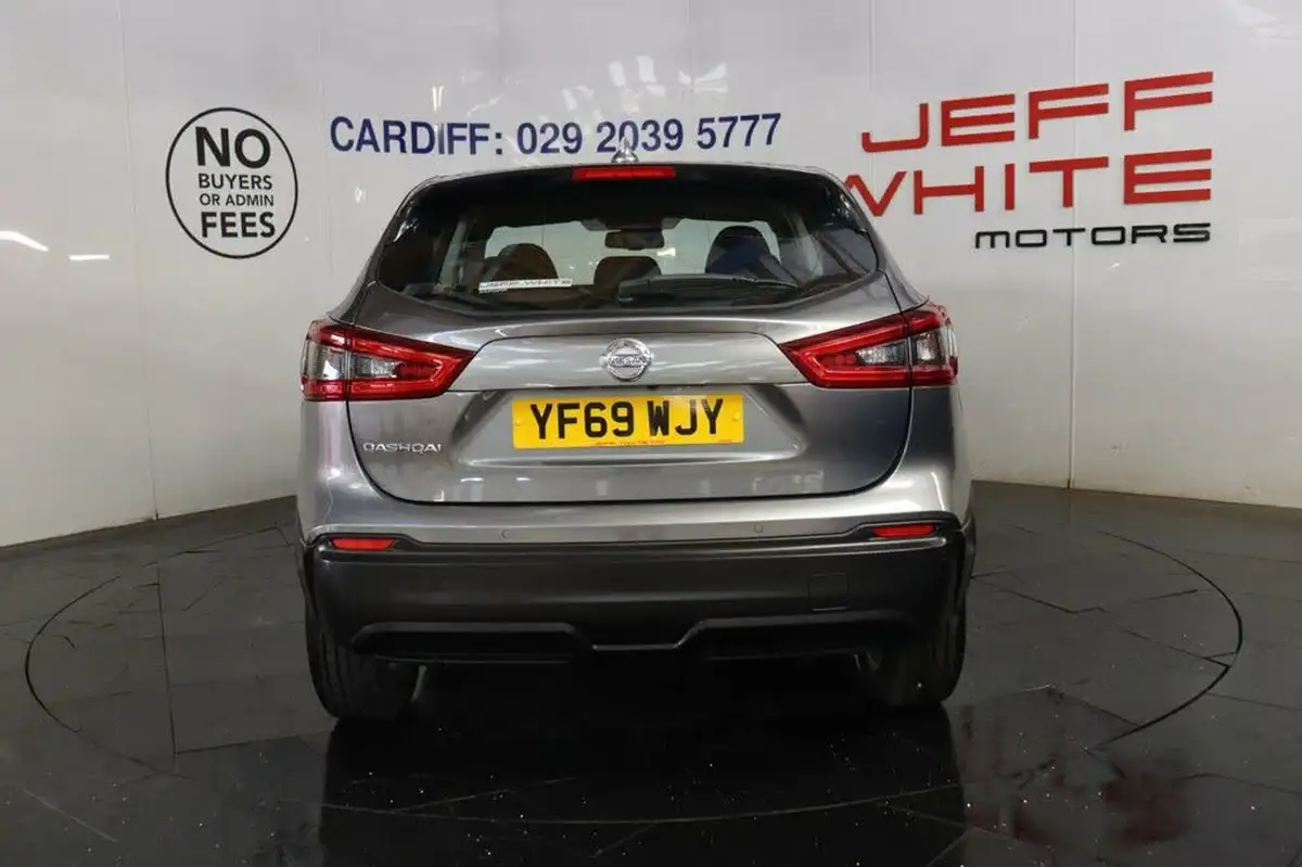 2019-nissan-qashqai-13-dig-t-acenta-premium-140ps-big-5