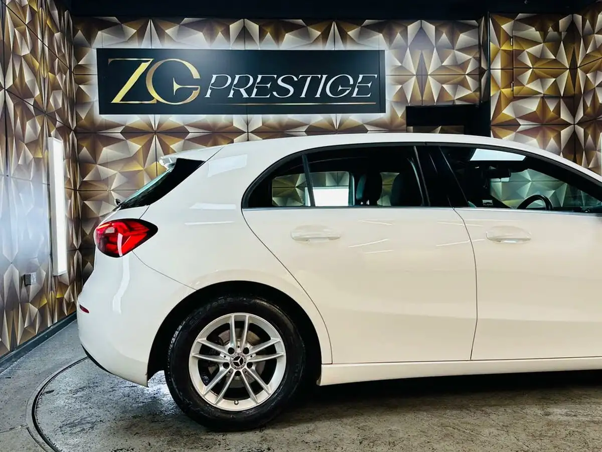 2019-mercedes-benz-a-class-big-24