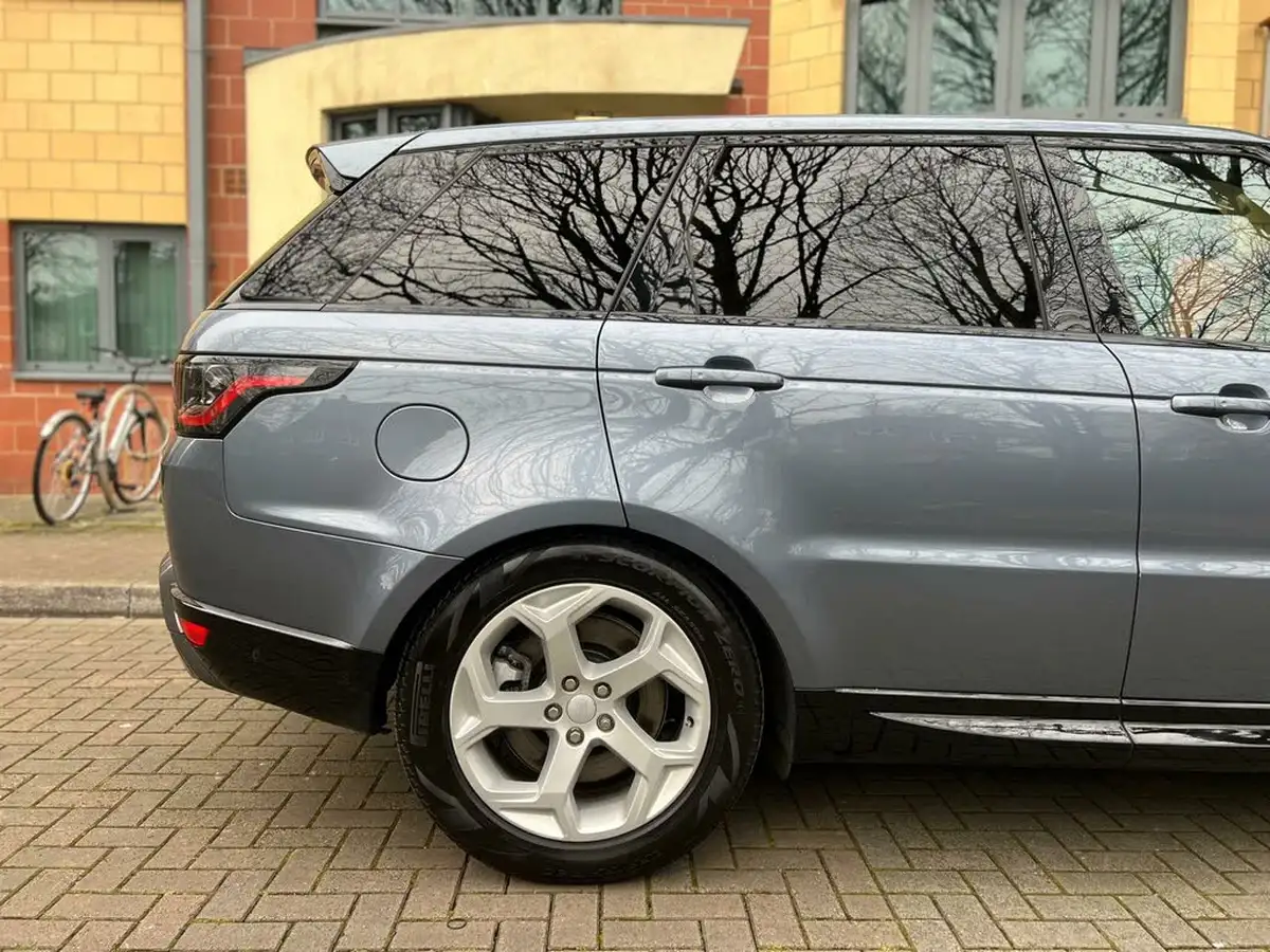2020-land-rover-range-rover-sport-30-p400-hse-big-10