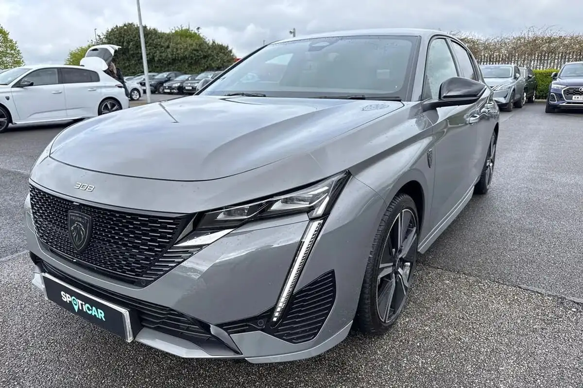 2024-peugeot-308-16-puretech-gt-180ps-big-25