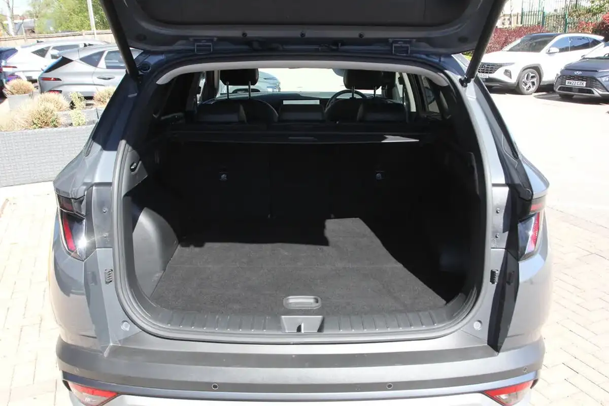 2024-hyundai-tucson-16-t-gdi-premium-160ps-two-tone-roof-big-13