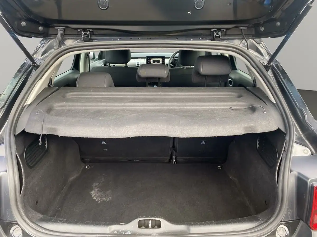 2017-citroen-c4-cactus-16bluehdi-feel-big-20