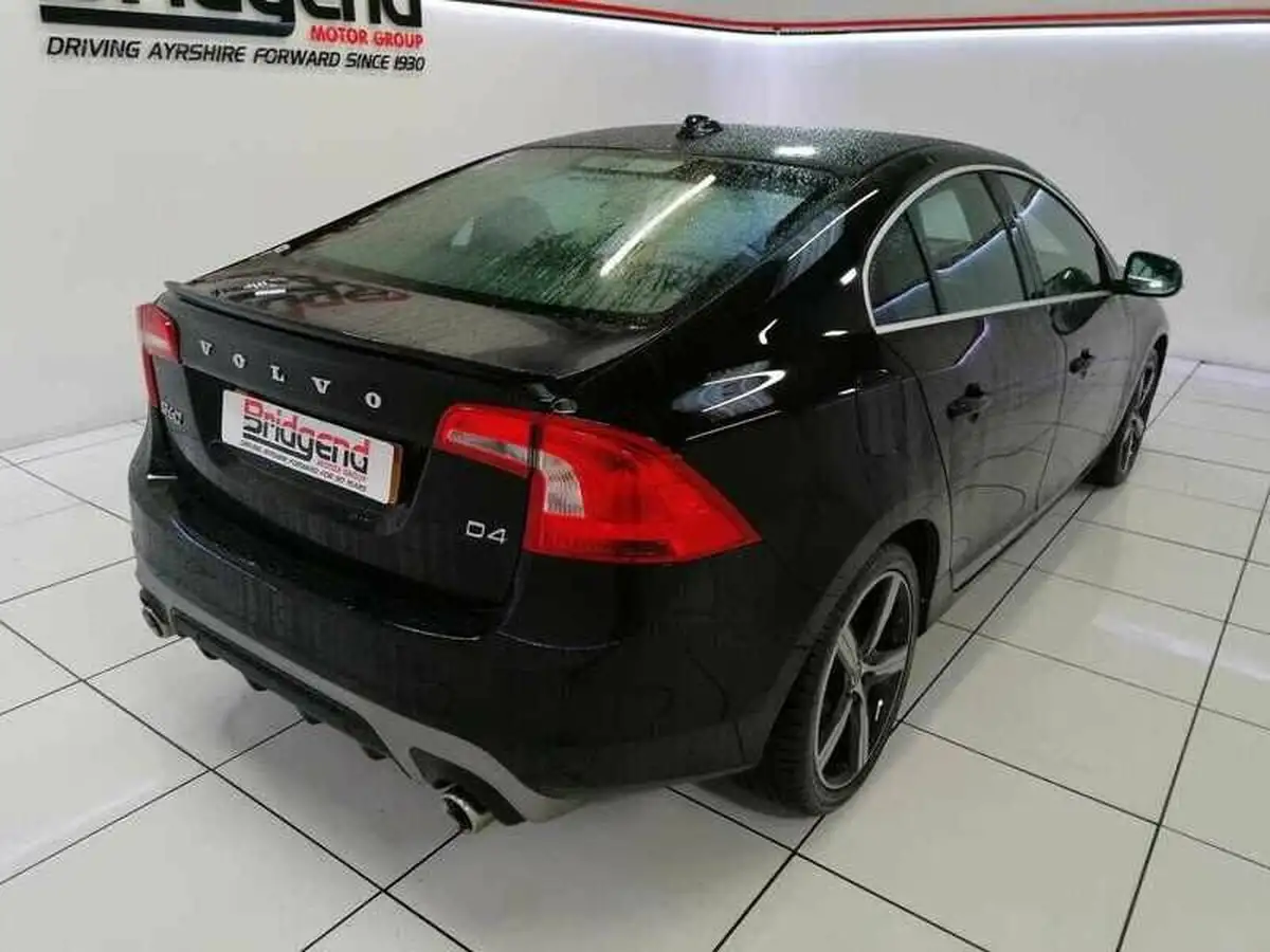 2017-volvo-s60-20td-d4-r-design-geartronic-big-5
