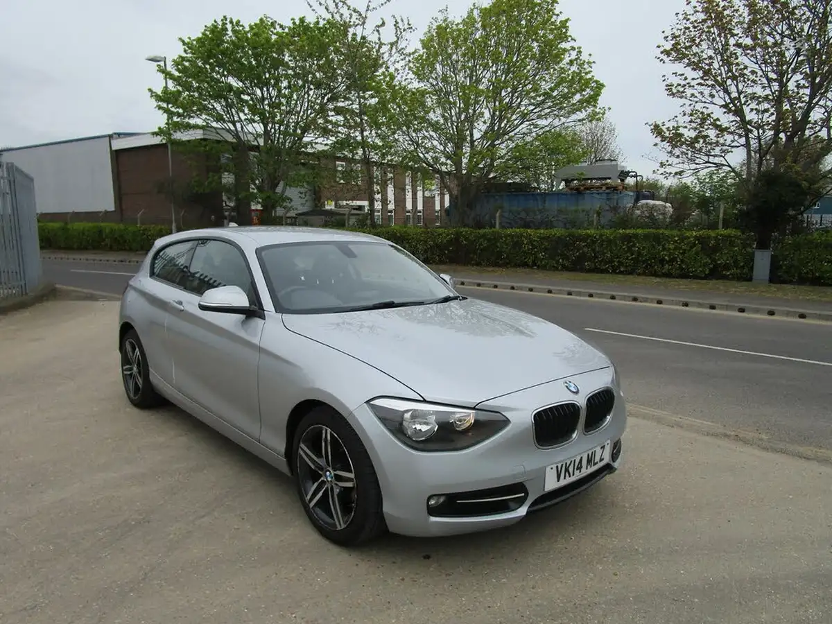 2014-bmw-1-series-20td-116d-sport-116bhp-ss-sports-hatch-3d-big-0