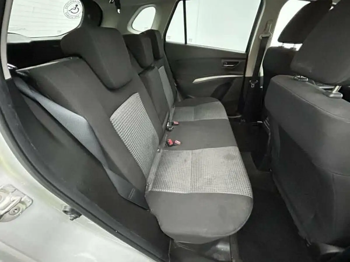 2023-suzuki-s-cross-14-boosterjet-motion-big-4