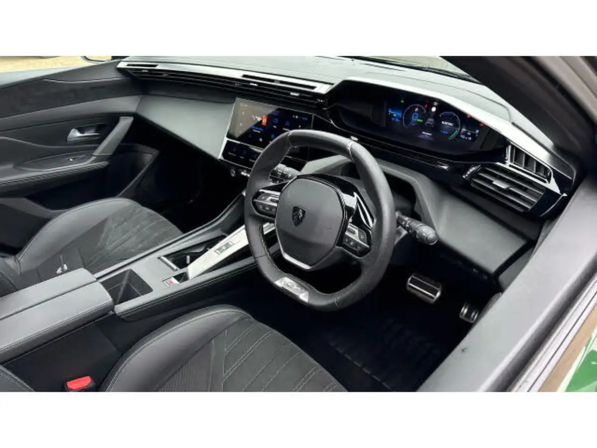 2023-peugeot-308-16-puretech-gt-180ps-big-10
