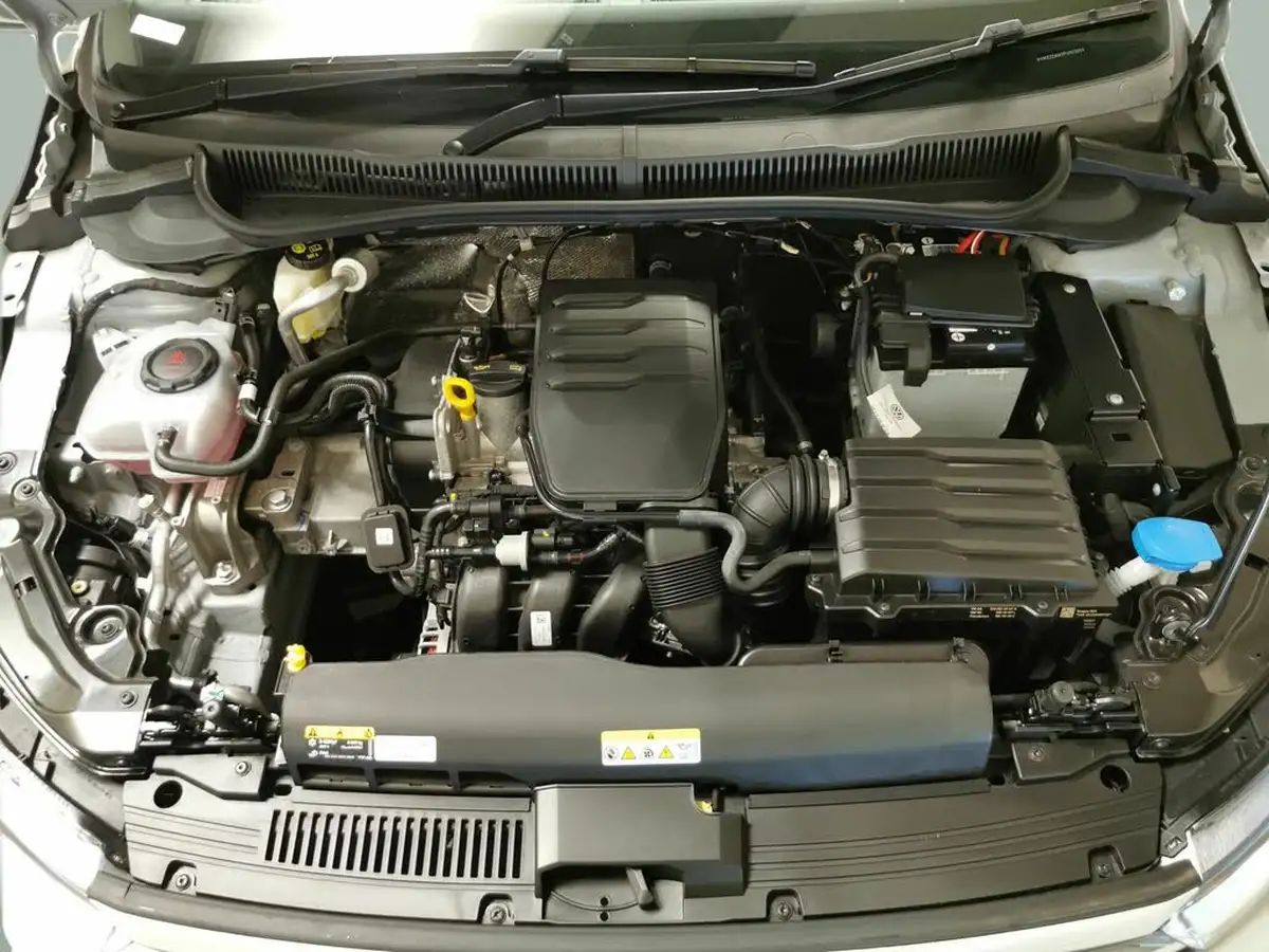 2022-volkswagen-polo-10-life-big-29