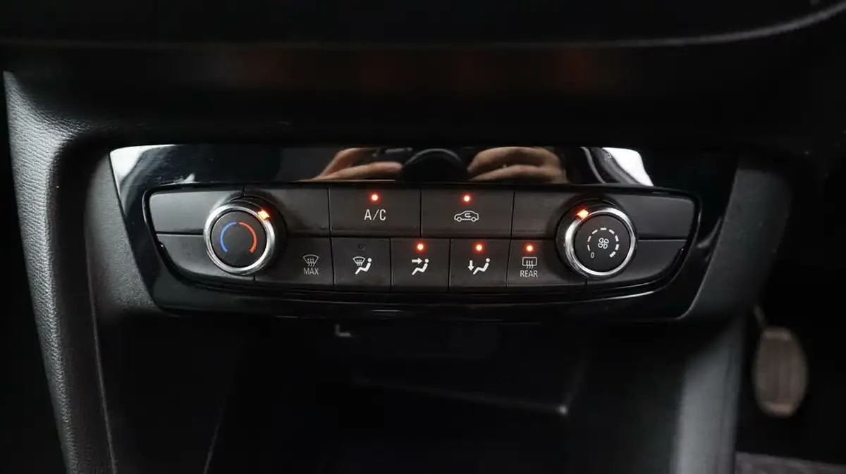 2022-vauxhall-corsa-12i-se-edition-big-12