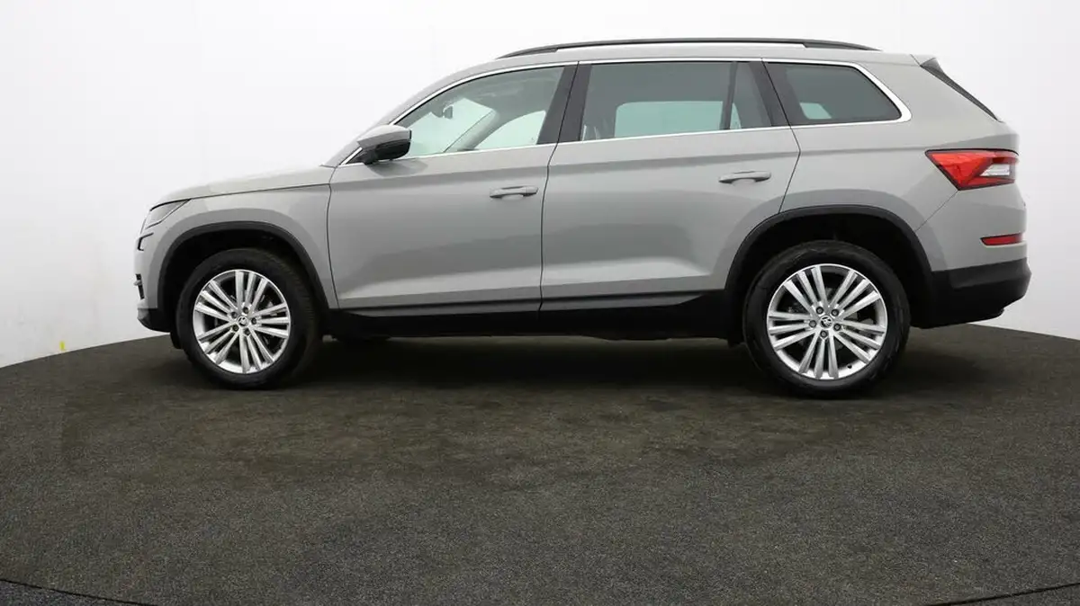2021-skoda-kodiaq-15-tsi-se-l-dsg-big-61