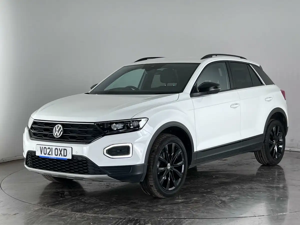 2021-volkswagen-t-roc-15-tsi-black-edition-dsg-big-2