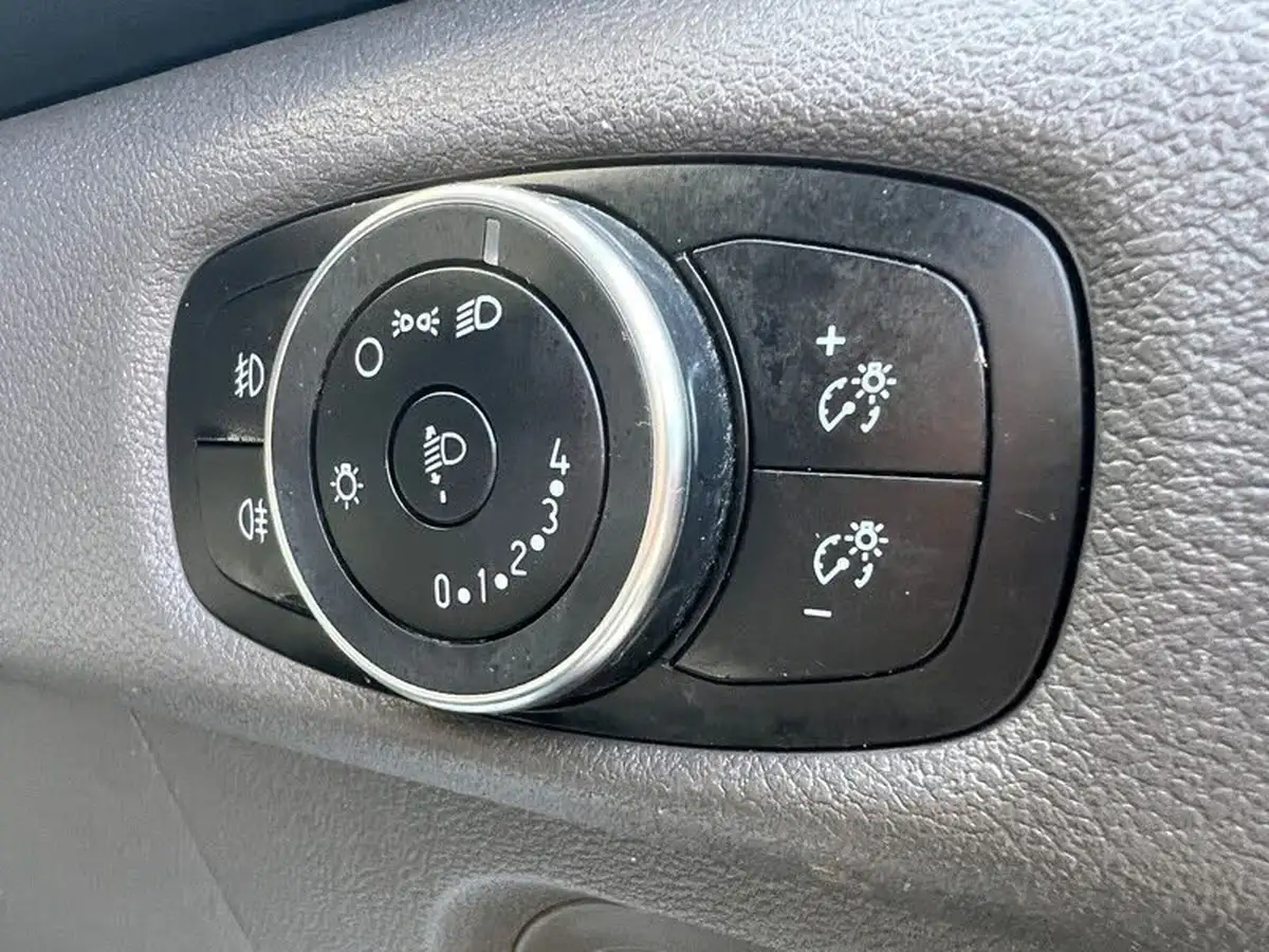 2022-ford-transit-20tdci-350-l4h3-leader-hybrid-130pseu6dt-big-46