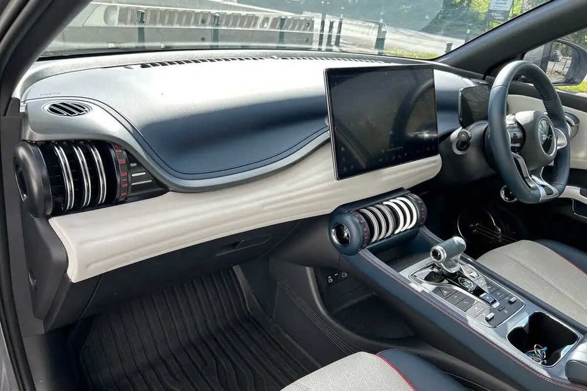 2024-byd-atto-3-e-design-big-26