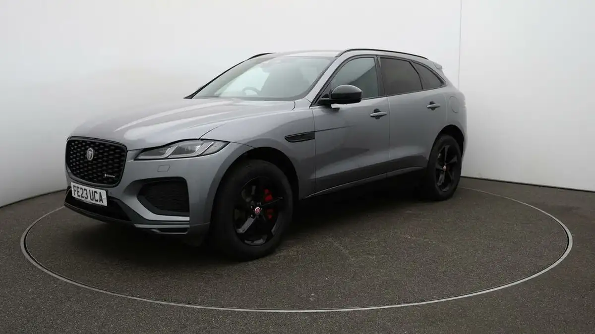 2023-jaguar-f-pace-20-p250-r-dynamic-black-big-3