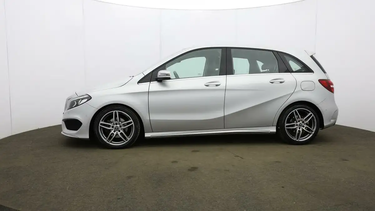 2018-mercedes-benz-b-class-16-b200-amg-line-156ps-premium-plusss-7g-dct-big-67