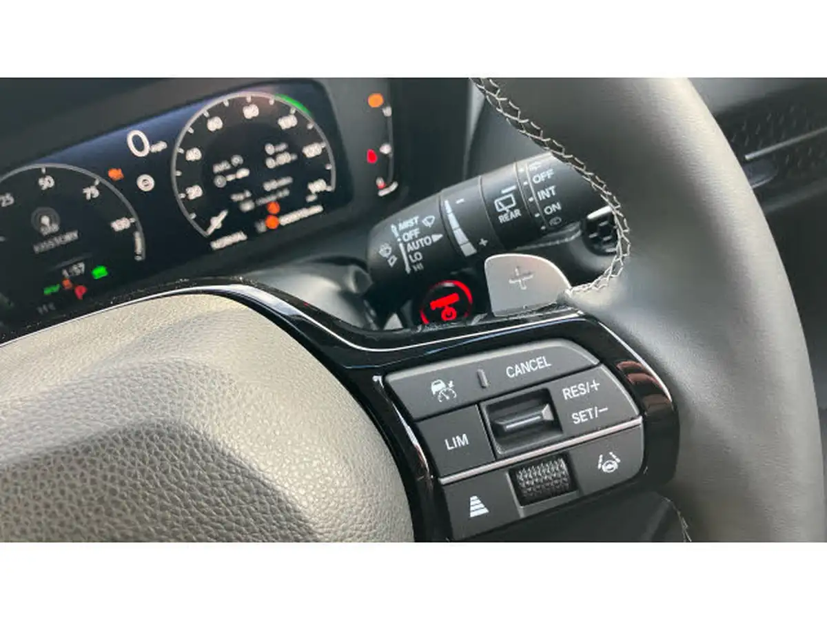 2024-honda-zr-v-20-i-mmd-advance-big-22