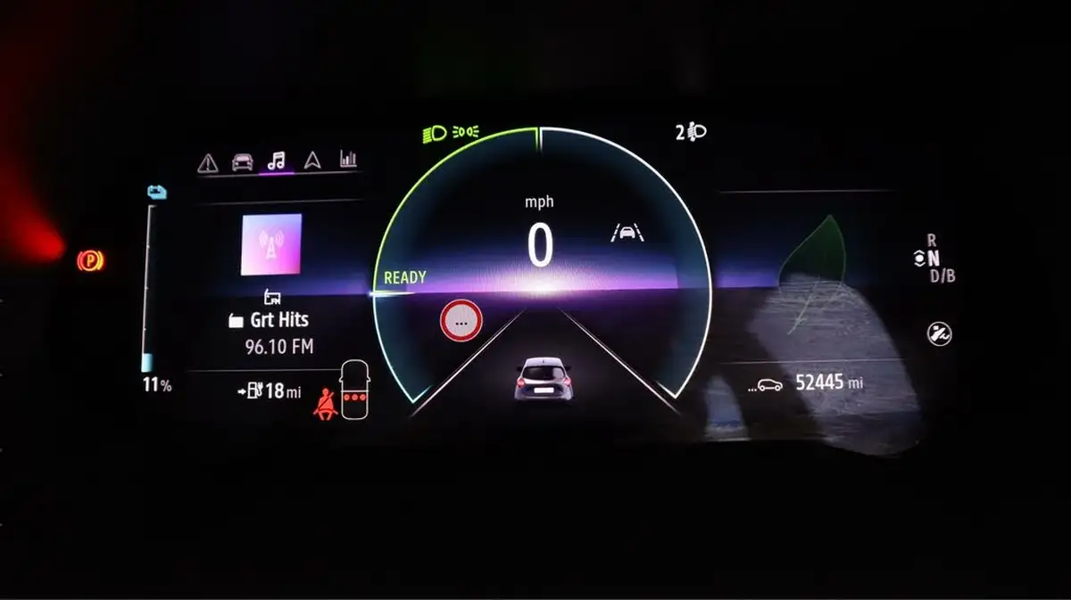 2021-renault-zoe-e-gt-line-big-10