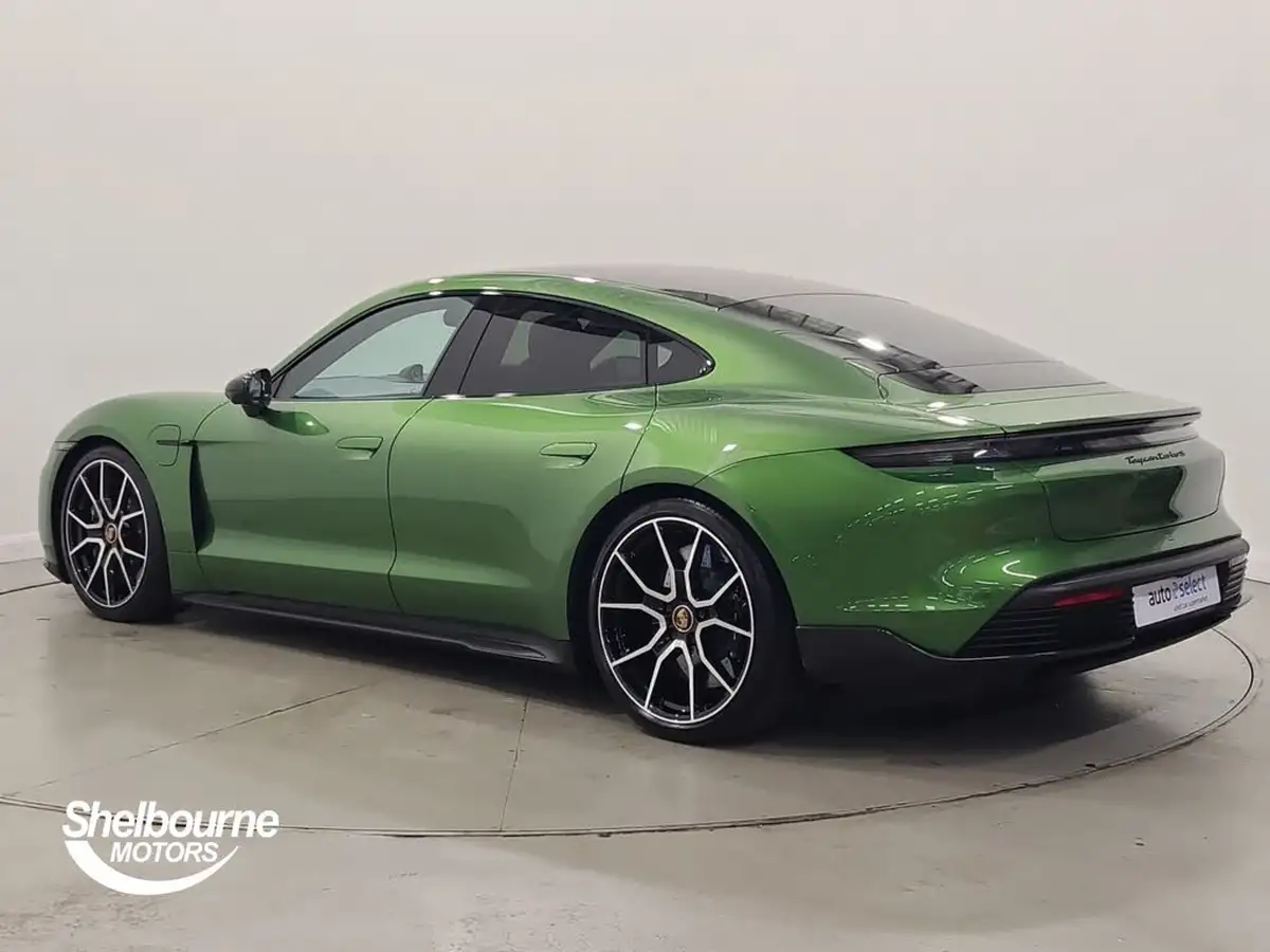2022-porsche-taycan-e-turbo-s-big-1