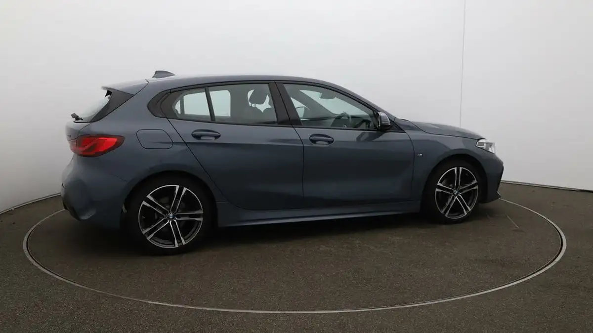 2023-bmw-1-series-15-118i-m-sport-lcp-dct-big-51