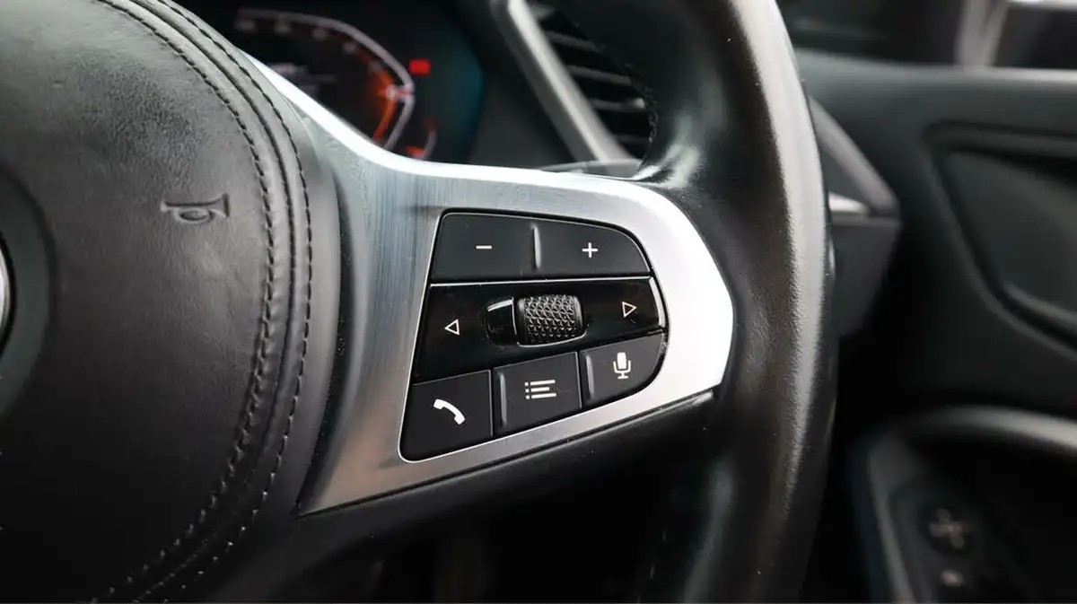 2023-bmw-1-series-15-118i-m-sport-lcp-dct-big-27