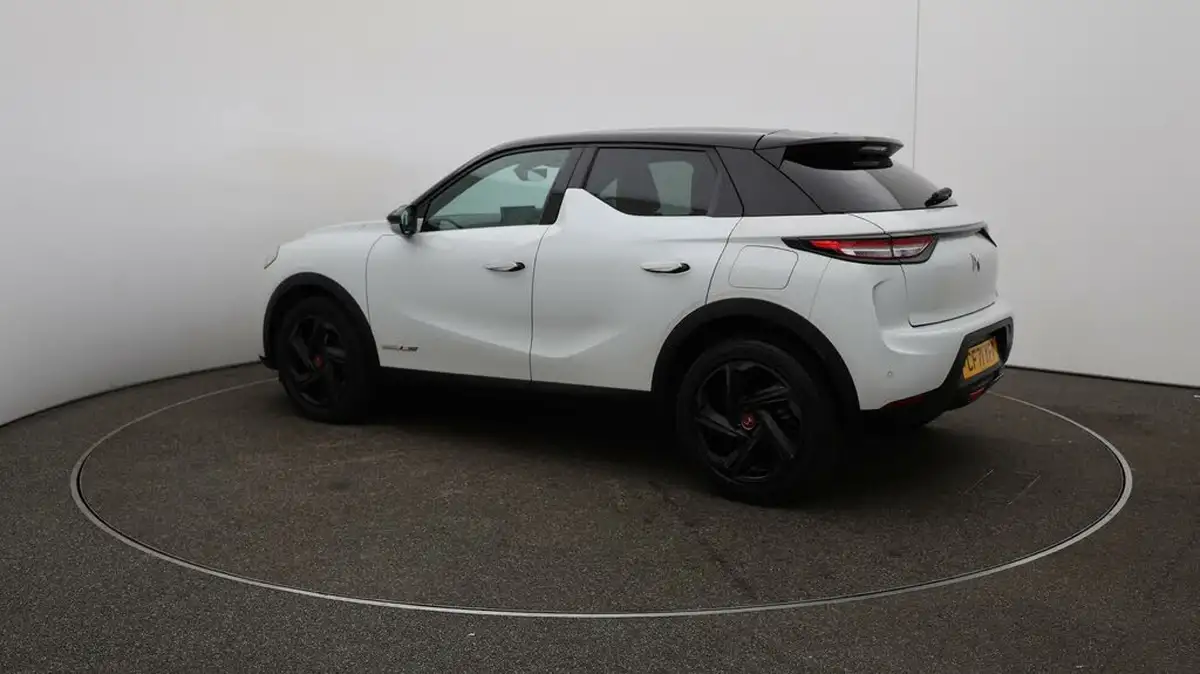 2022-ds-ds-3-crossback-12-puretech-performance-line-130ps-big-32