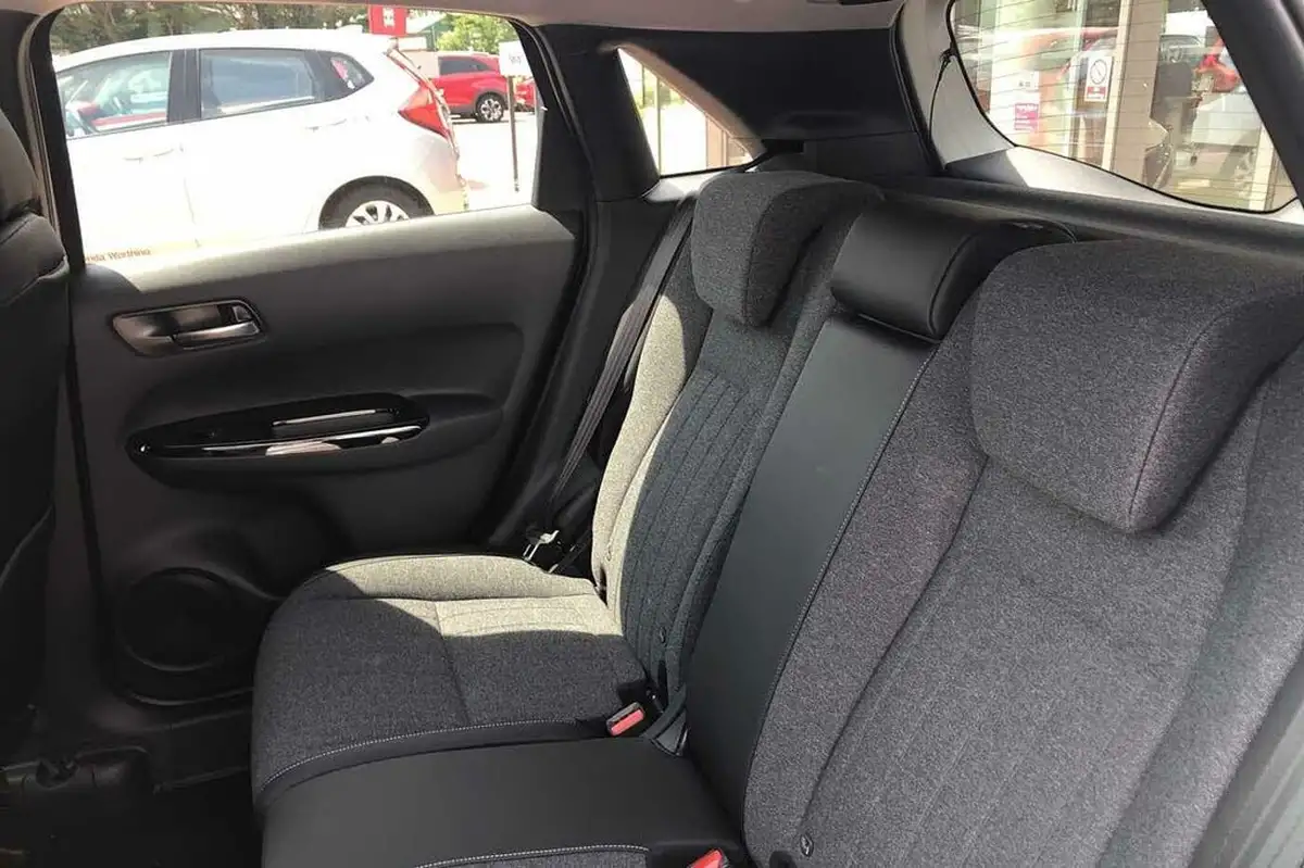 2022-honda-jazz-15-i-mmd-ex-107ps-big-7