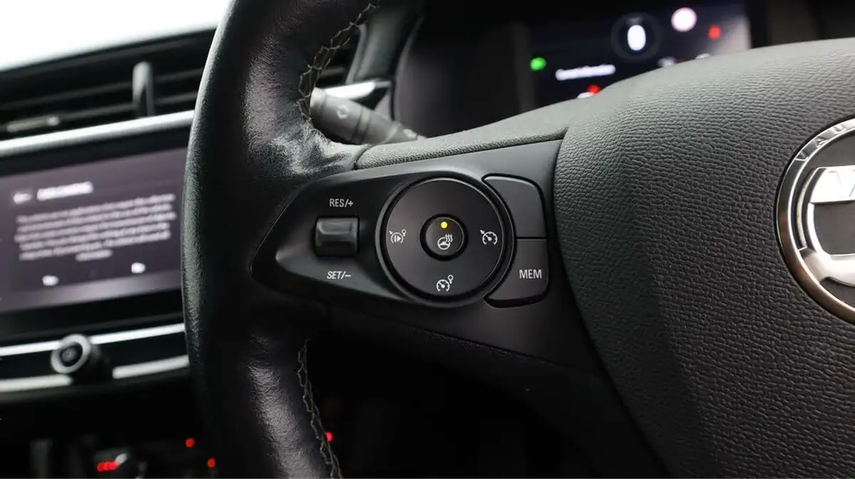 2021-vauxhall-corsa-12-turbo-elite-nav-big-22