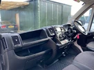 2020-peugeot-boxer-22-bluehdi-professional-435-l4-h2-small-47