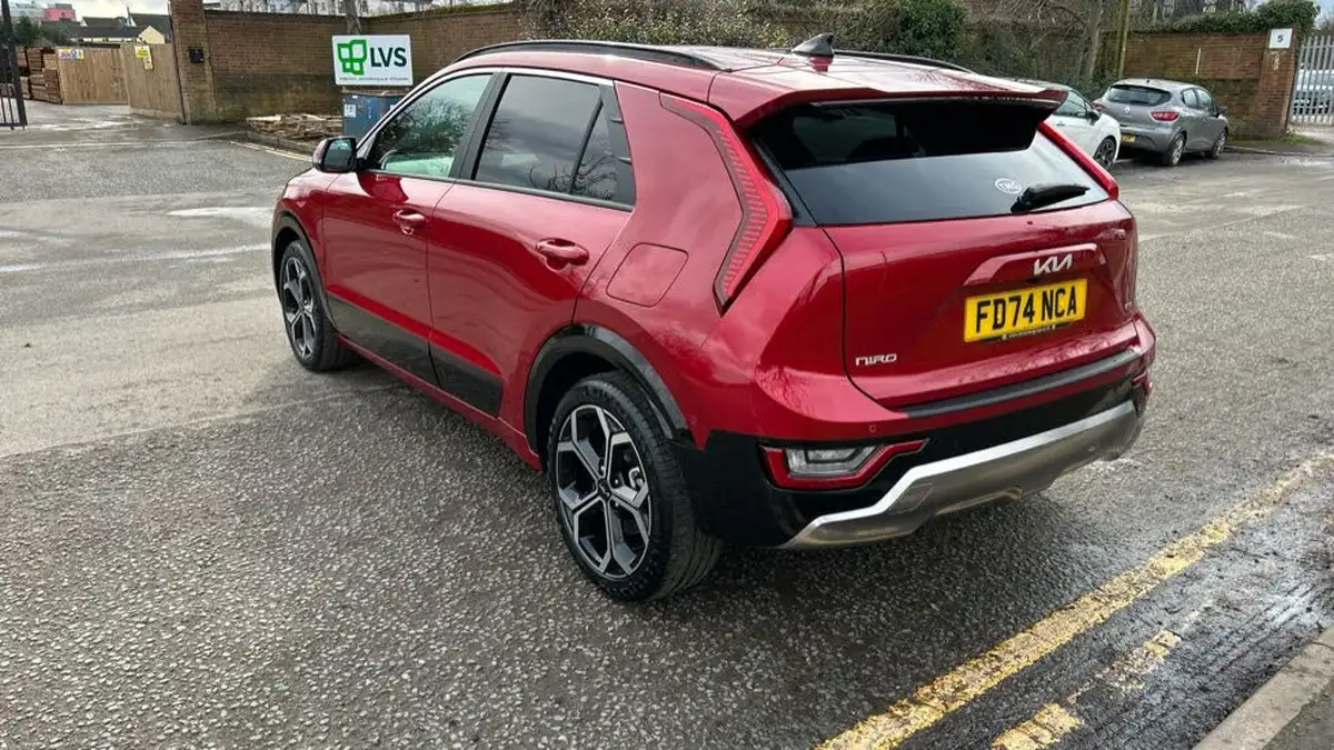 2025-kia-niro-16-gdi-4-127bhp-hev-132kwh-big-30