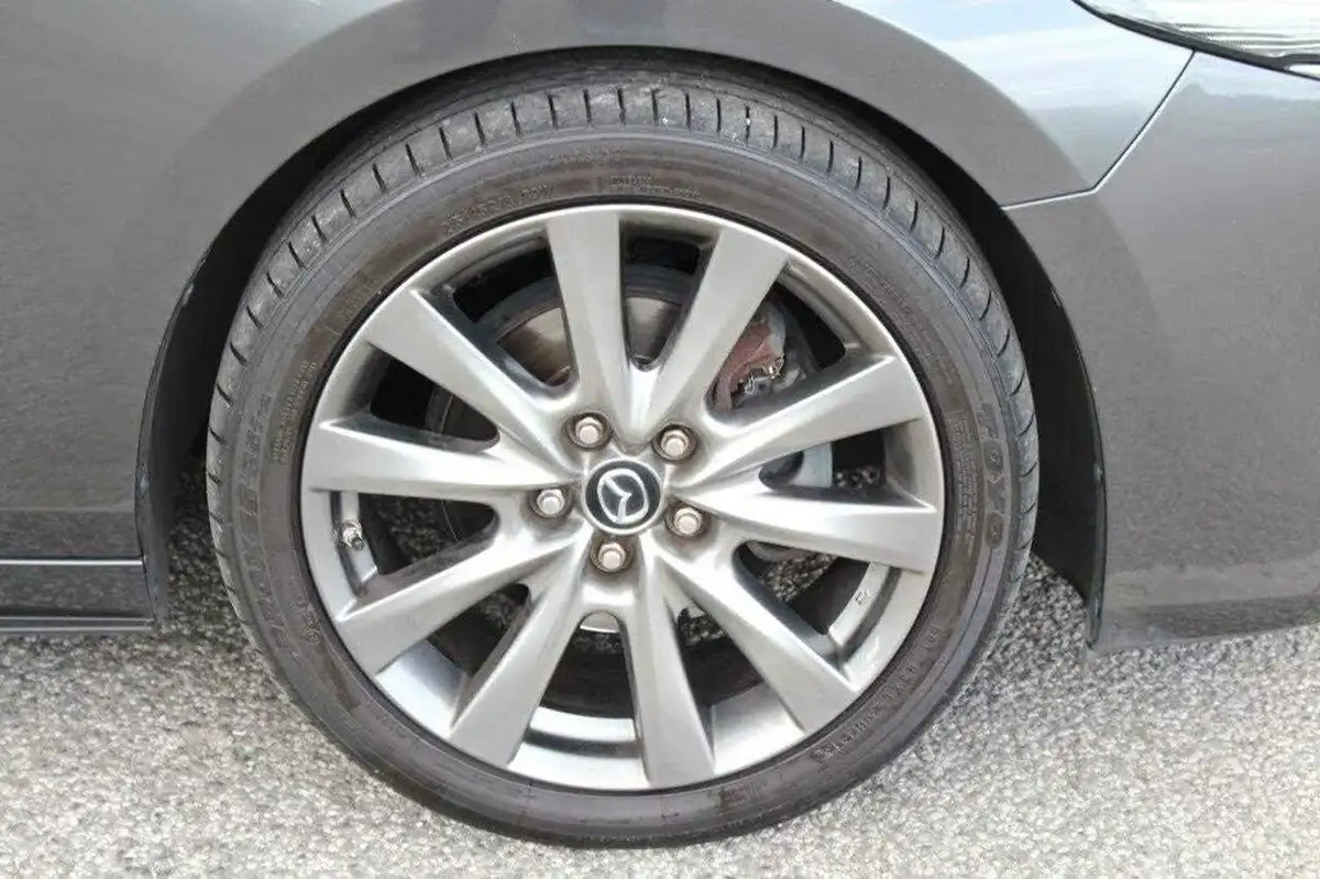 2020-mazda-mazda3-20-gt-sport-180ps-saloon-4d-big-11