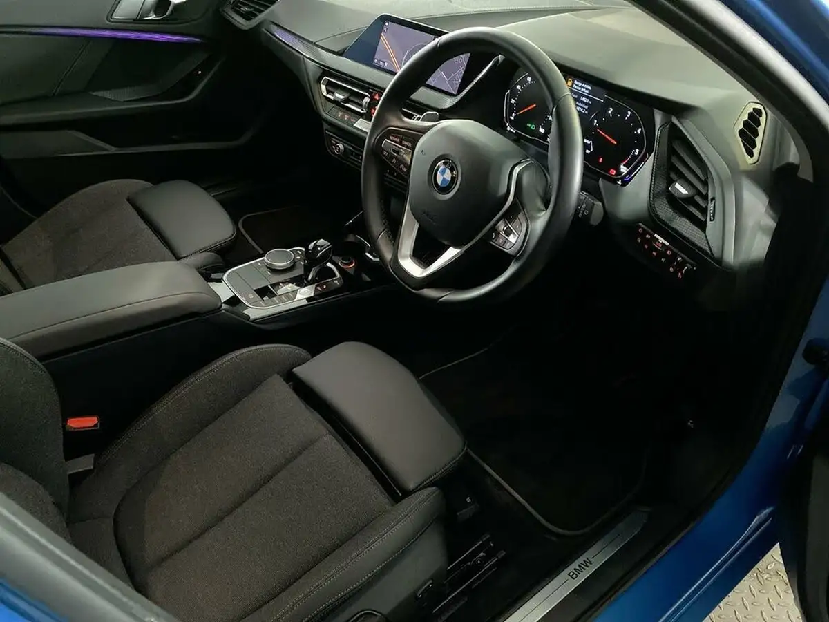2020-bmw-1-series-20td-118d-sport-auto-big-14