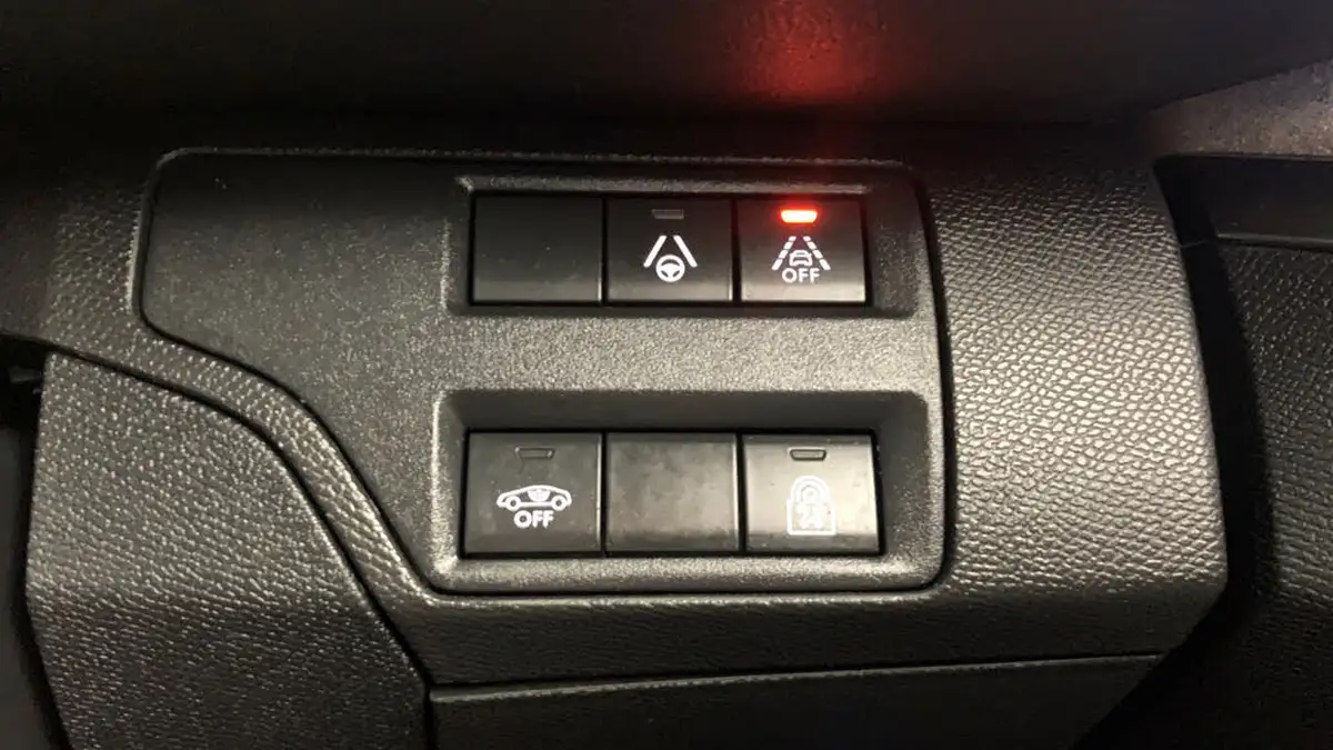2022-peugeot-5008-suv-16-puretech-gt-big-19