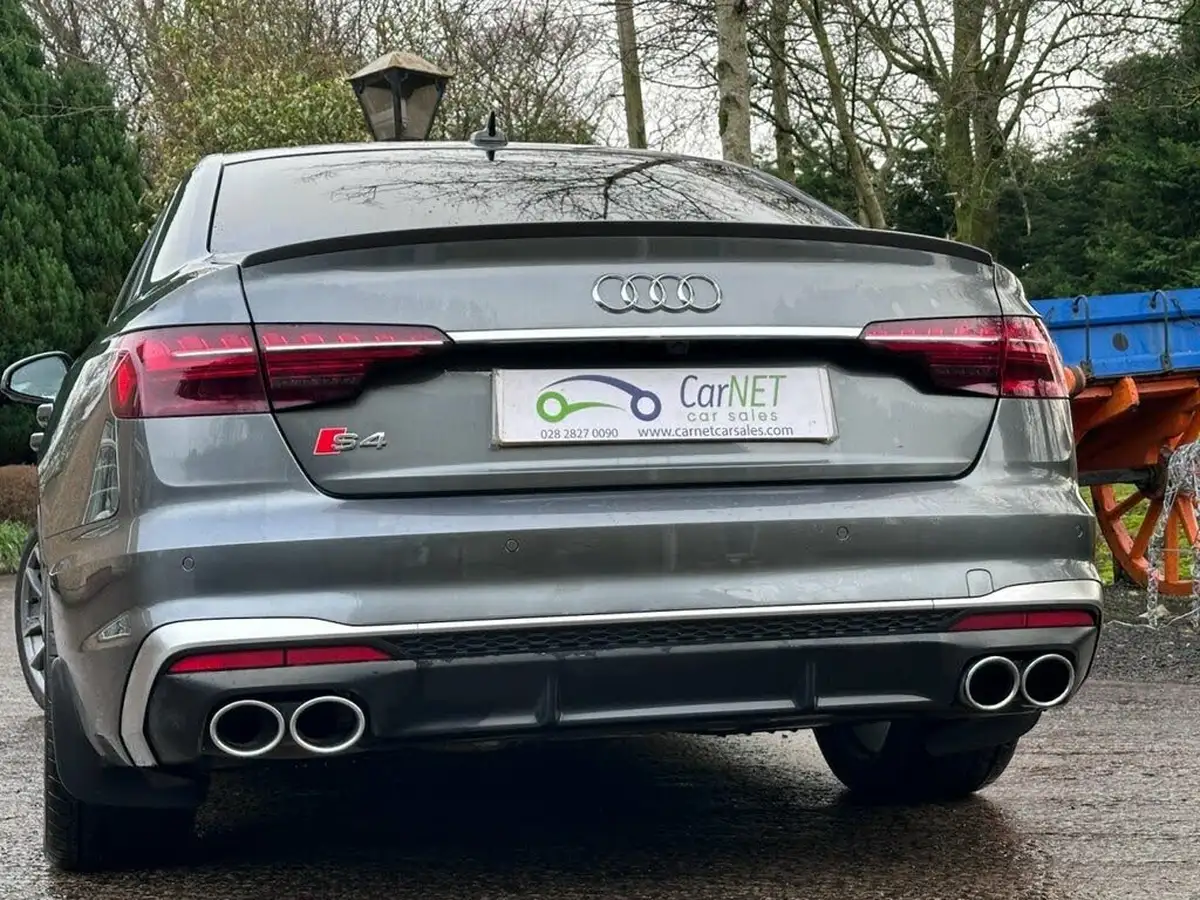 2022-audi-s4-big-32