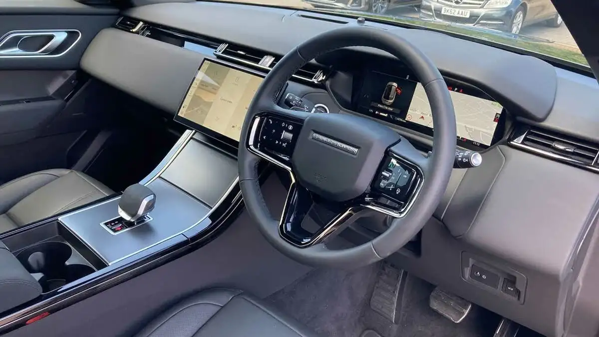 2025-land-rover-range-rover-velar-20-d200-dynamic-se-big-36