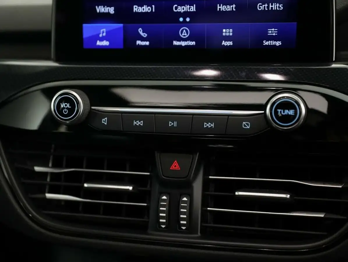 2022-ford-kuga-15-st-line-x-edition-big-35