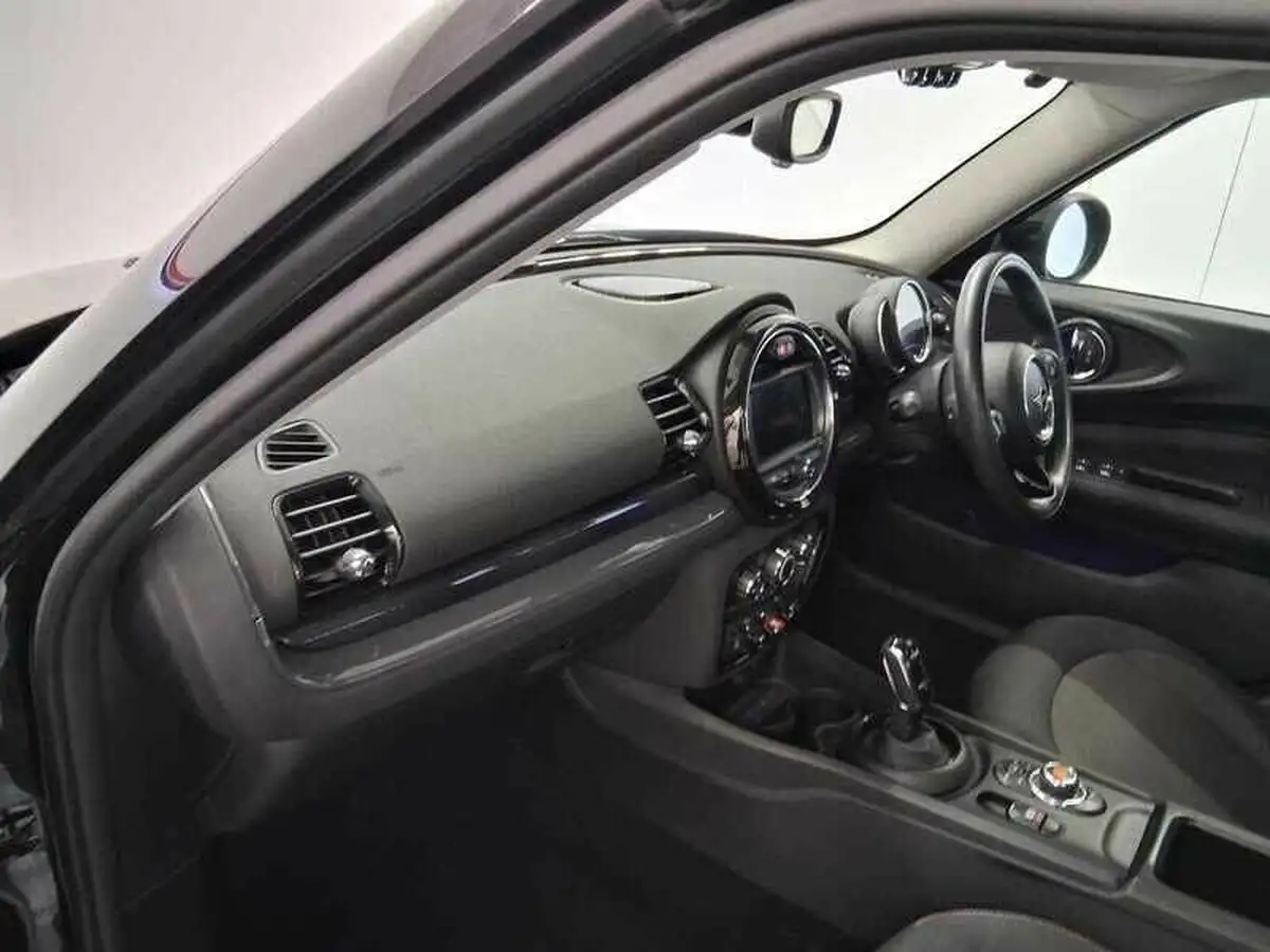 2020-mini-clubman-15-cooper-classic-auto-big-17