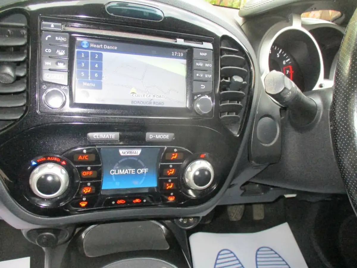 2015-nissan-juke-12-acenta-premium-big-31